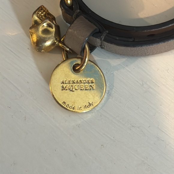 Alexander McQueen Taupe Leather Goldtone Skull Wrap Bracelet - Picture 2 of 6